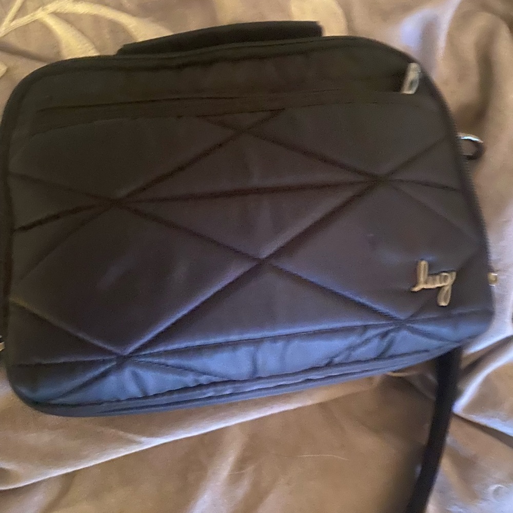 Lug Roundabout XL